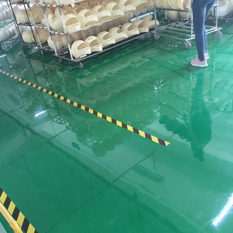 滄晟地坪漆廠家解析環氧地坪漆材料出現增稠膠化、渾濁質量問題如何解決